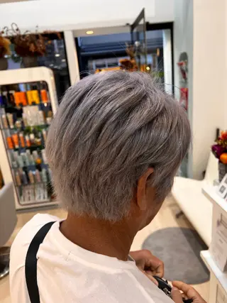 ショート カラー メンズ 堀井 凌平のヘアスタイル