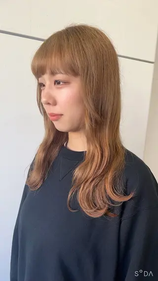 ロング カラー 🌈re-room EIKI🇰🇷のヘアスタイル