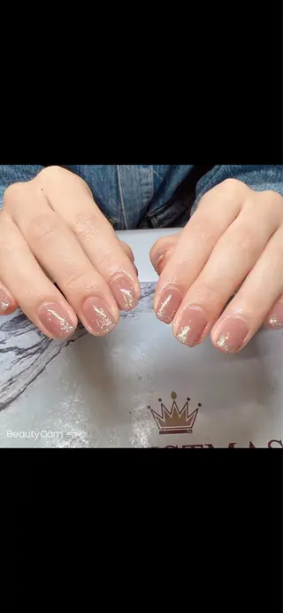 ネイル Guarendo錦糸町店所属・ガレンドウ 白澤 愛子のネイルデザイン