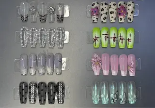 ネイル 【パラジェル・フィルイン】 T&BNAIL STUDIO所属・ナ サギ ロング無制限中のネイルデザイン