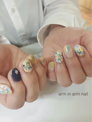 ネイル arm in arm ︎✿Yamamotoのマツエク・マツパデザイン