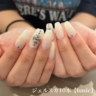 ネイル Yarm As Etel.のネイルデザイン