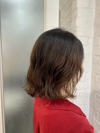 ミディアム パーマ 森部 杏菜のヘアスタイル