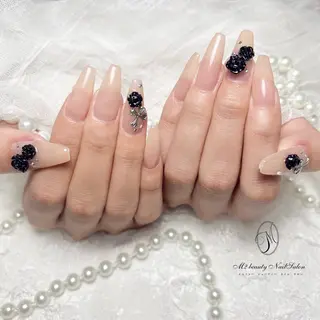 ネイル M2beauty Renaのネイルデザイン