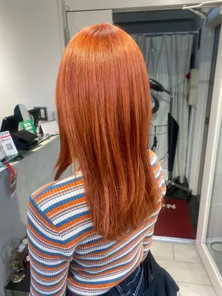 セミロング カラー Aya　ブリーチなし 🌱　ダブルカラーのヘアスタイル