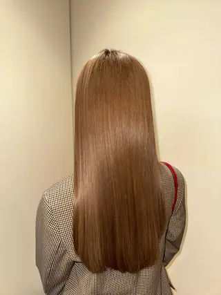ユン チェウォン NEROのヘアスタイル