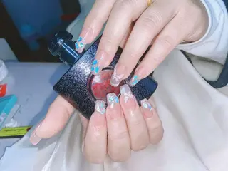 ネイル VIVIAN エイのネイルデザイン