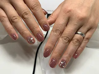 ネイル Nailsalonmarch大宮店所属・宮本 楓のネイルデザイン