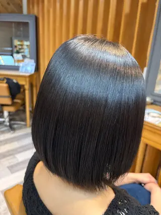 ミディアム 岡本樹一 🍁のヘアスタイル