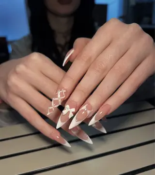 ネイル Lyna 池袋のネイルデザイン