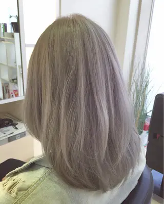 セミロング ロング カラー 青木 茂樹⭐️ 透明感カラーのヘアスタイル