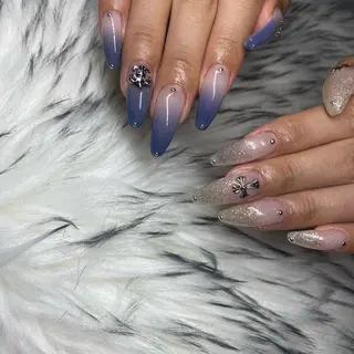 ネイル la vie  Luire所属・la vie Luire ｱｽｶのネイルデザイン