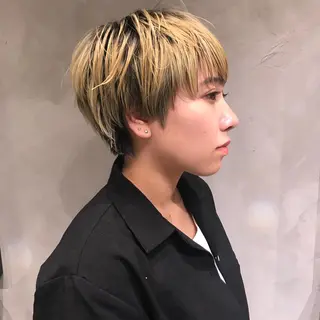 ショート 柔らかブラウン/顔周 りレイヤー♡ユウシのヘアスタイル