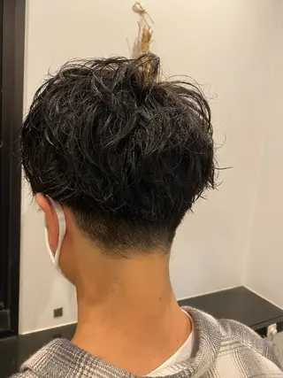 ショート カラー パーマ ヘアアレンジ メンズ メンズパーマの巨匠 鈴木純のヘアスタイル