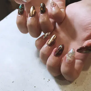 ネイル nail atelier AMBER所属・saori .の眉毛・アイブロウイメージ