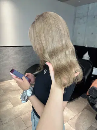 ミディアム rina／ベージュ ワンホン/韓国ヘアのヘアスタイル