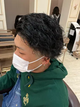ミディアム パーマ メンズ サソウ ユリエ🥥のヘアスタイル