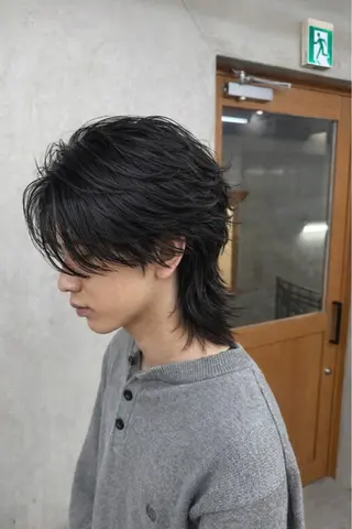 ミディアム 久村 泰生のヘアスタイル