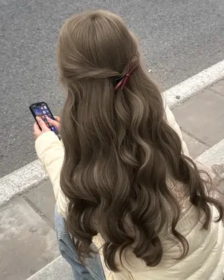 ロング カラー IVE所属・ダブルカラー髪質改善 /Annaのヘアスタイル