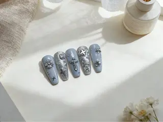 ネイル メルシー リリのネイルデザイン