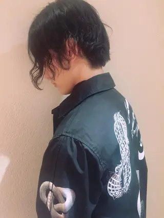 ショート メンズ ウルフカット／吉村 桃子のヘアスタイル