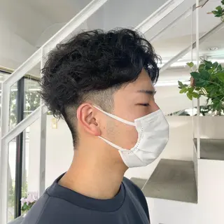 ショート パーマ メンズ 山田 里美のヘアスタイル