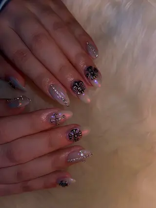 ネイル yoshinami hinataのネイルデザイン