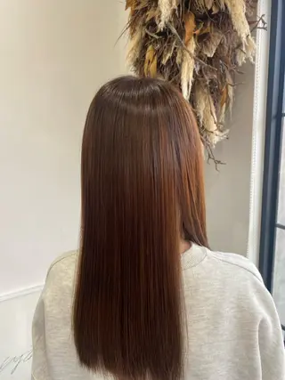 カラー 新谷 結菜のヘアスタイル