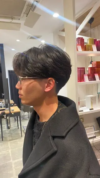 ショート パーマ 柴田 枝利子のヘアスタイル