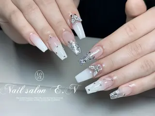 ネイル E.N🦋 長さ出し/持ち込みのネイルデザイン
