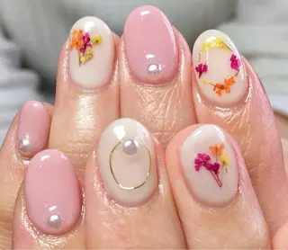 ネイル アクアライズ所属・アクア ライズのネイルデザイン