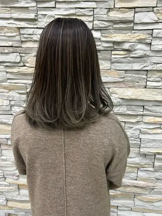 セミロング Reverie ZENKO所属・Reverieアリオ /矢部世成のヘアスタイル