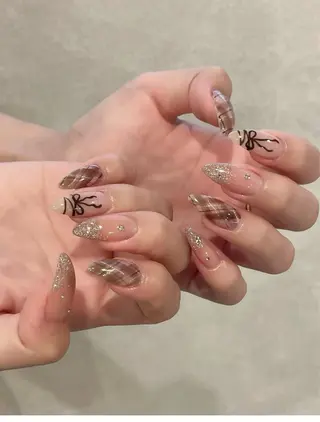 ネイル Henna Kongssalonのネイルデザイン