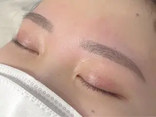 アイブロウ Lucia 清澤のマツエク・マツパデザイン