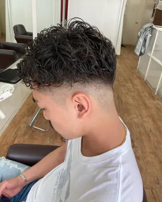 ショート パーマ メンズ メンズ特化 TAKUYAのヘアスタイル