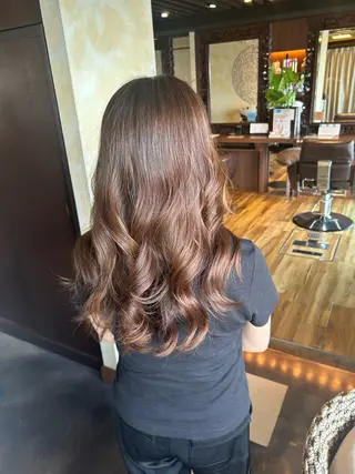 ロング レイヤー/透明感カラ ー/茅ヶ崎/momiのヘアスタイル