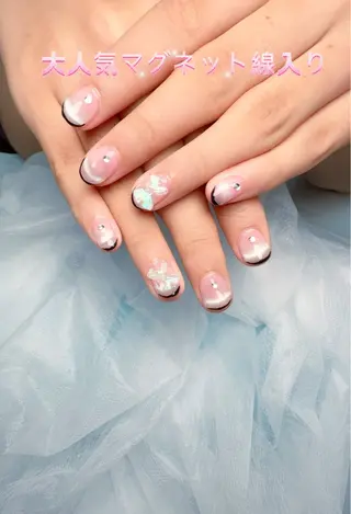 ネイル pink ladyサロン所属・べ にのネイルデザイン