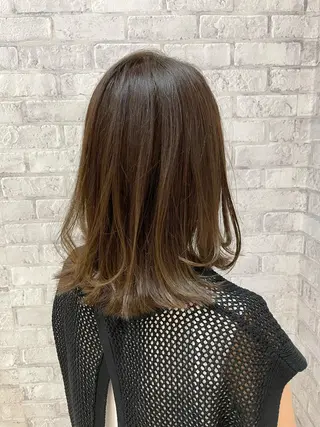 ミディアム カラー ヘアアレンジ 秋山 幸太のヘアスタイル