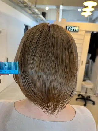 ショート カラー 柔らかいヘアカラー 大成のヘアスタイル