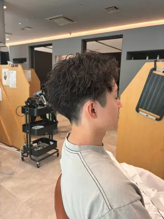 ミディアム カラー パーマ ヘアアレンジ メンズ 加藤 愛実のヘアスタイル