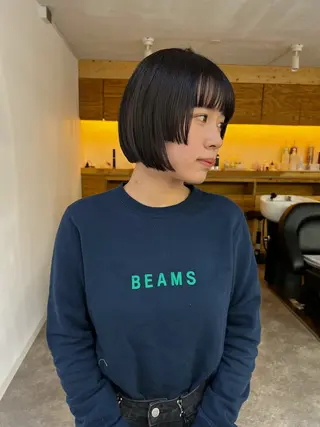 ショート カラー 顔周りレイヤー/韓国 ブリーチminamiのヘアスタイル