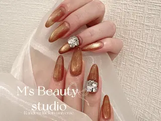 ネイル エムズ ビューティスタジオのマツエク・マツパデザイン