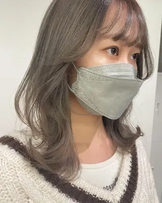 ミディアム 銀座／レイヤーカット 🤍内野すみれのヘアスタイル