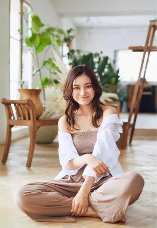 ロング メンズバレイヤージュ 斉藤春のヘアスタイル