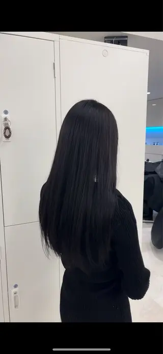 ロング hiromu/ レイヤー/暗髪/渋谷のヘアスタイル