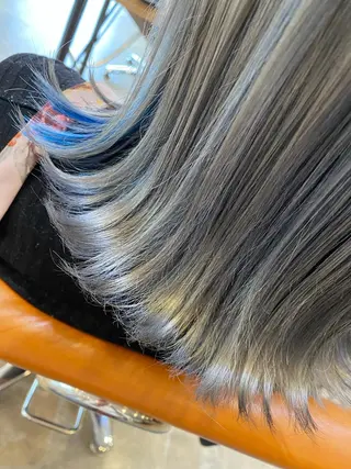 セミロング カラー KAITOH ATSUSHIのヘアスタイル