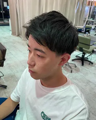 ショート メンズ 佐々木 雪菜のヘアスタイル