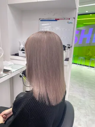 ミディアム カラー 🤍💕ブリーチカラ ーAyaka💕🤍のヘアスタイル