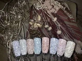 ネイル Roi〈ロワ〉 Akariのネイルデザイン