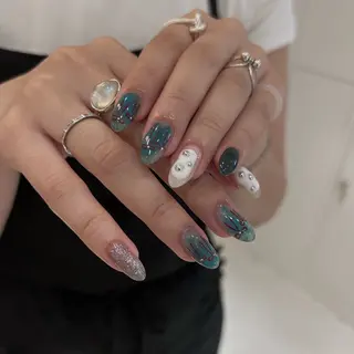 ネイル mikoto 🎀 韓国ネイルのネイルデザイン